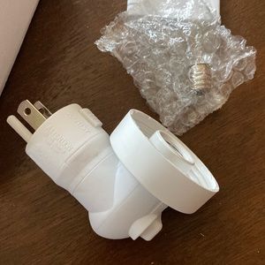 Scentsy plug in adapter for mini warmer